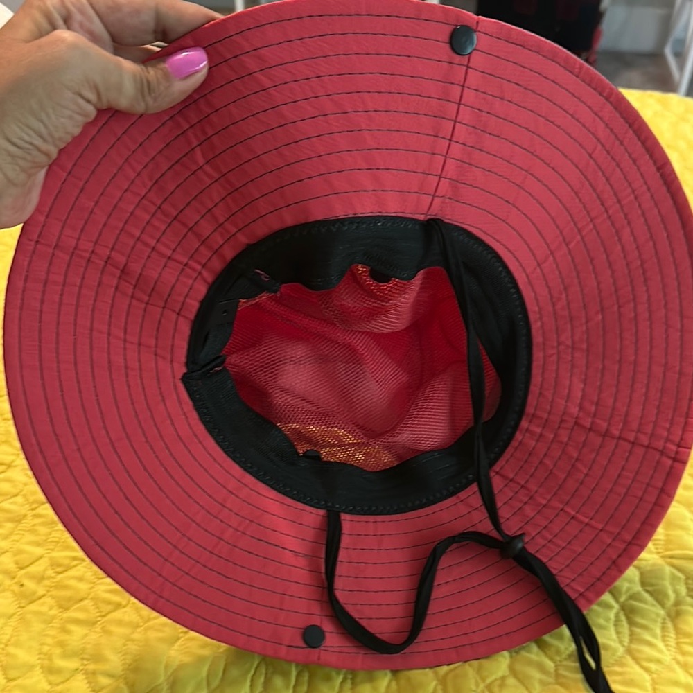 Women. Red and Gray SunShade Hat - Picture 3 of 3